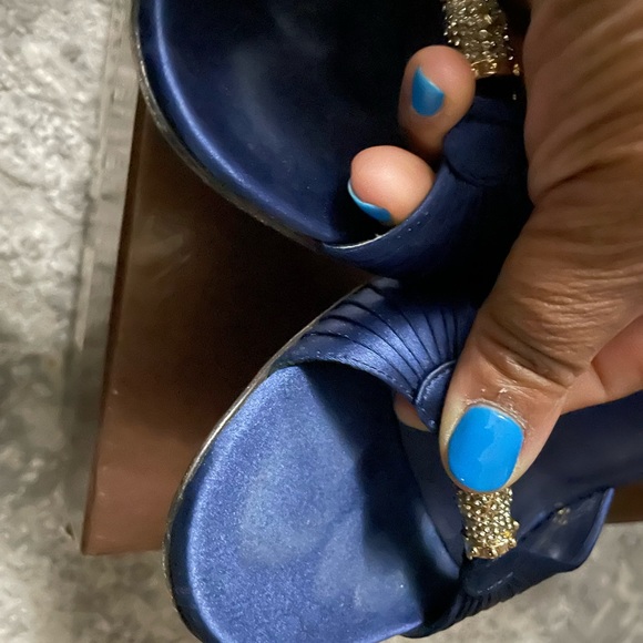 Gucci silk pleated pumps - Picture 9 of 10